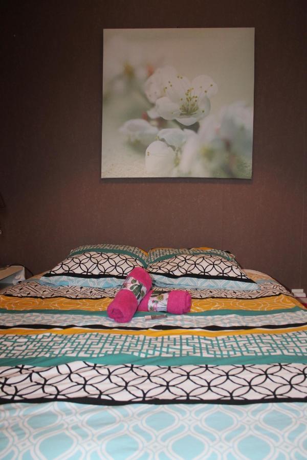 Chambres D'Hotes Les Mesanges Saint-Martin-Lez-Tatinghem ภายนอก รูปภาพ